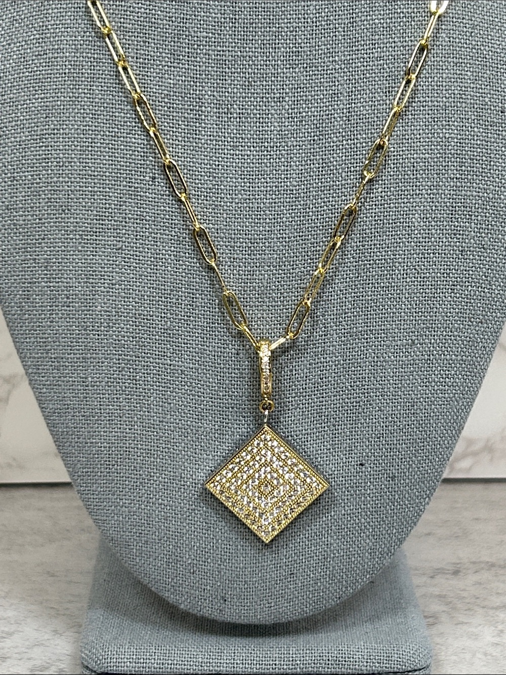 Gold Paperclip Chain Necklace with Pave Square Pendant - Women Jewelry - Picture 3 of 9
